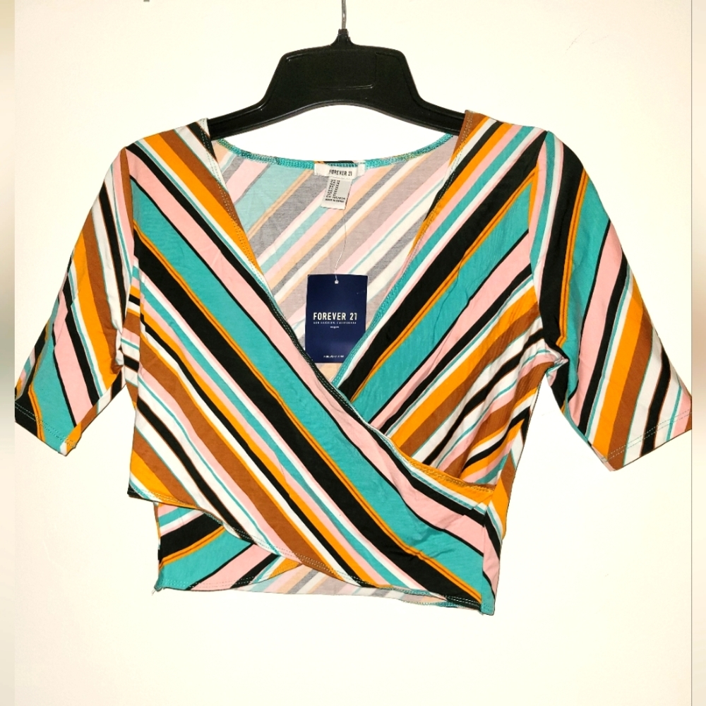 NWT Forever 21 Retro print Crop-top MED